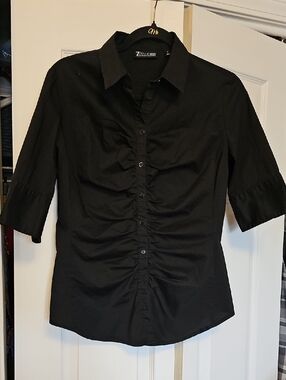 New York & Company Black Ruched Button-Down Shirt